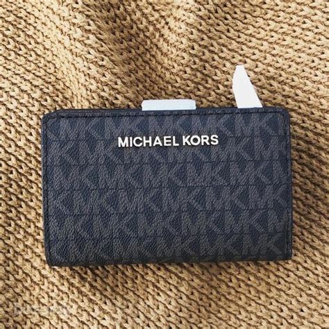 michael kors penazenky|Michael Kors outlet store.